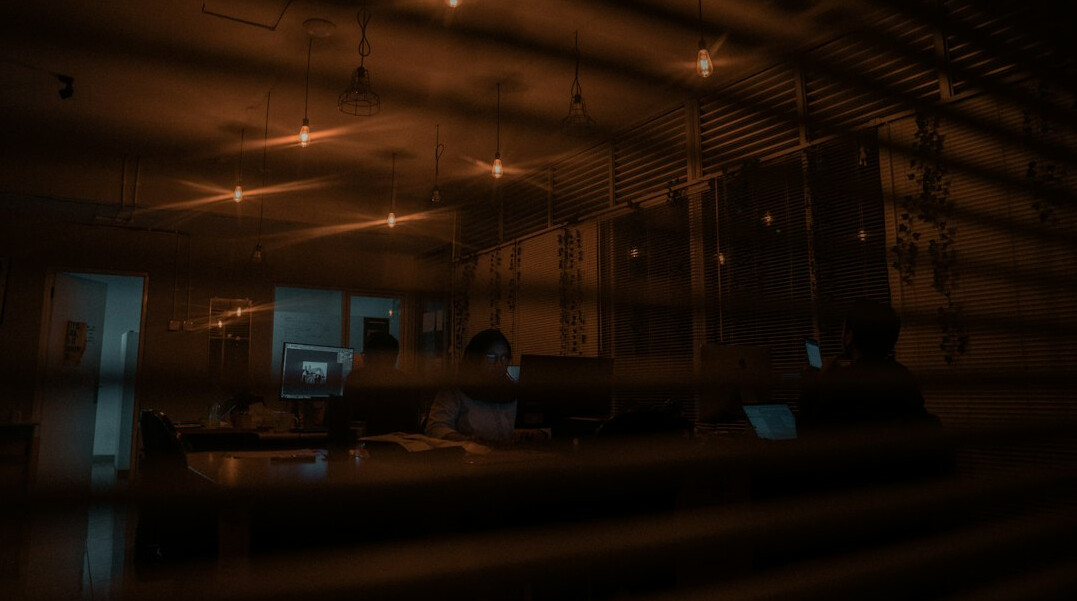 private investigator office